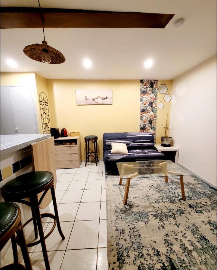 Appartements Miawe Тарб Екстер'єр фото